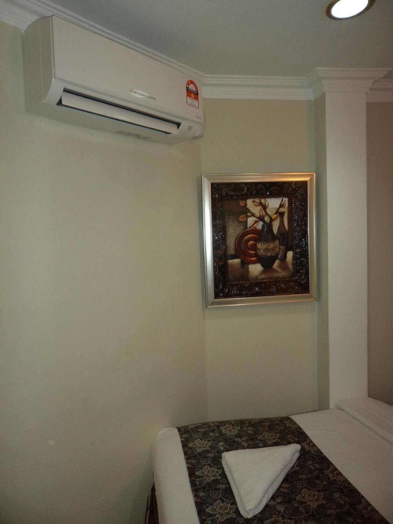 Oyo 424 Kk Inn Hotel Ампанг Екстериор снимка