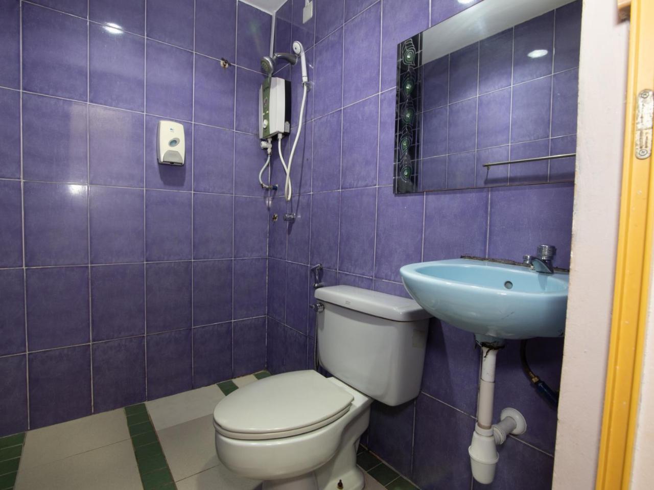 Oyo 424 Kk Inn Hotel Ампанг Екстериор снимка