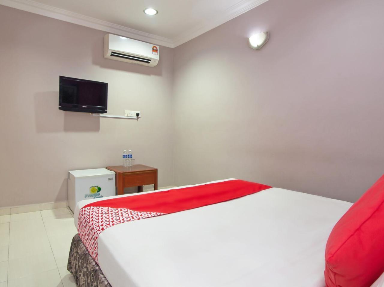 Oyo 424 Kk Inn Hotel Ампанг Екстериор снимка