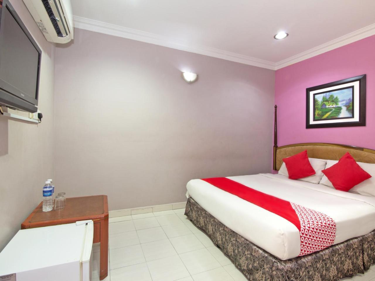Oyo 424 Kk Inn Hotel Ампанг Екстериор снимка