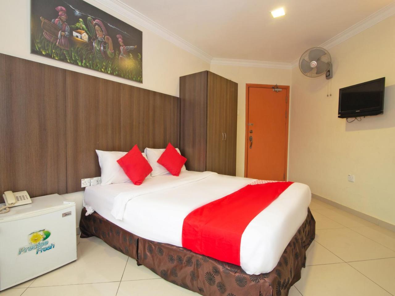 Oyo 424 Kk Inn Hotel Ампанг Екстериор снимка